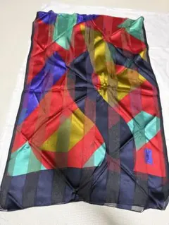 Yves Saint Laurent シルクストールのサムネイル