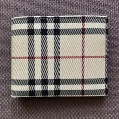 【最終お値下げ】Burberry チェック柄 二つ折り財布 約11x9x1.5㎝のサムネイル