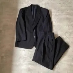 PierreCardinピエールカルダン　スーツ　ストライプ　ネイビー