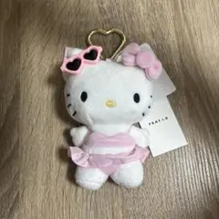 FRAY I.D Hello Kitty ぬいぐるみチャーム - メルカリ