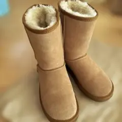 ◆UGG◆クラッシックショートブーツ　チェスナットＷ7 箱付