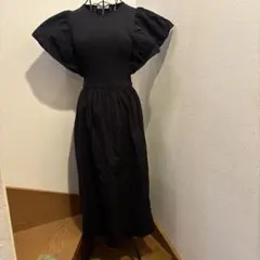 ZARA パフスリーブ ワンピース ブラック
