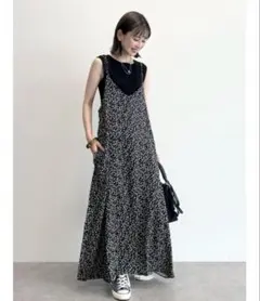 美品 アメリカンホリック 丈違いキャミワンピース② 花柄ブラック M