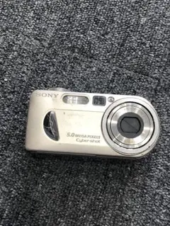 SONY Cyber-shot DSC-P10 デジカメ 美品 a4711 Sony Cyber-shot DSC-P10 5.0MP Digital Camera - Silver for