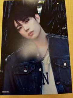 Item thumbnail for item 9a44af4f-35f1-455f-bfc9-1fb61f142de2