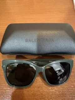 2026年最新】balenciaga le サングラスの人気アイテム - メルカリ