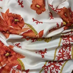 珊瑚の花柄シルク風大判スカーフ