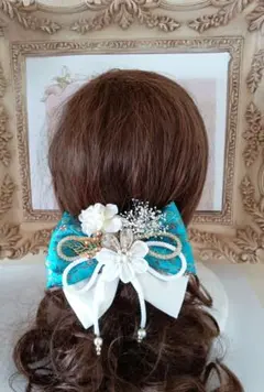 卒業式髪飾り♡ターコイズブルーの髪飾り　つまみ細工と和リボン成人式　卒業式髪飾り