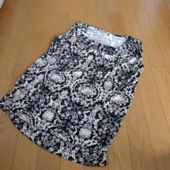 Bou Jeloud ノースリーブ 総柄 フリーサイズのサムネイル