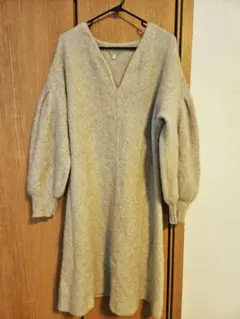 snidel グレー Vネック ドルマンスリーブニット ワンピース