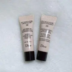Dior ディオール リキッドファンデーション コンシーラー 3ml ミニサイズのサムネイル