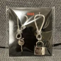 HANA BAD LOVE カラビナセット 公式グッズ - メルカリ