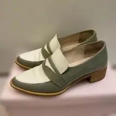 Item thumbnail for item 1084f425-ff24-410e-a4a0-7ce2b5d395ca