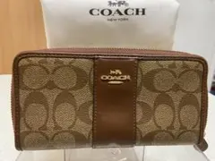 COACH シグネチャー ラウンドファスナー 長財布 PVC レザー カーキ