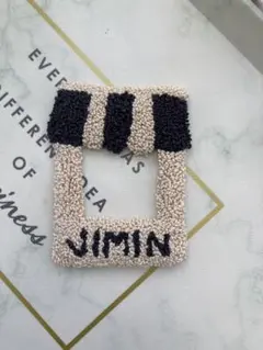 トレカケース　デコ　パンチニードル　タフティング