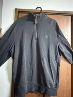FRED PERRY ハーフジップ スウェット ブラック Lのサムネイル