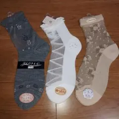レディースソックス3足セット 透け感 コスプレにも…22～24㎝