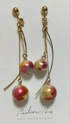イヤリング　赤・オレンジ系　パール