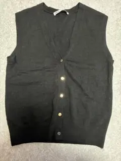 【ZARA】ニットベストトップス
