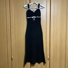 グレイル　配色ホルターネックキャミソールニットワンピース　ブラックSサイズ