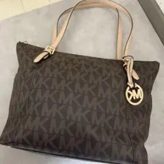 美品　マイケルコース　トートバッグ　シグネチャー　A4