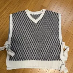 ikka レディースニットベスト　Lサイズのサムネイル