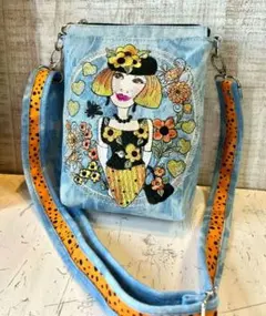 ロラライハリス♡SSライトブルーWデニム♡刺繍のサコッシュ♡ポシェット♡