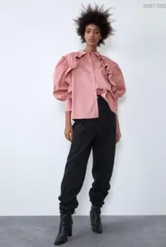 新品/ZARA★フリルポプリントップスピンク