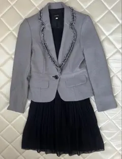 SUCRE グレー ジャケット&プリーツスカート セットアップ　セミフォーマル