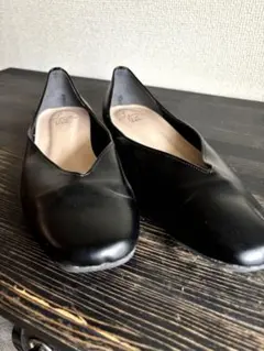 Laura Lea ブラック フラットシューズ