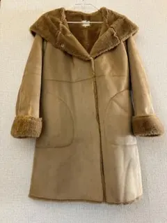 ベージュ ムートンコート フード付き
