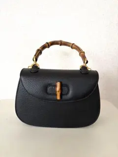 極美品 GUCCI バンブー 2WAYバッグ ブラック ショルダー付のサムネイル