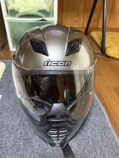 ICON フルフェイスヘルメットのサムネイル