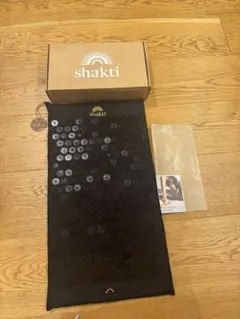 【即日発送】シャクティプレミアムマット正規品 ブラック オリジナル Shakti Premium Acupressure Mat – Shakti Japan