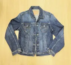 Item thumbnail for item 74c15d73-5ac4-4ec0-9cee-139218930ef5