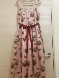 【最終値下げ】Strawberry time ジャンパースカート