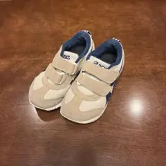 【大幅値下げ！！】asics キッズ スニーカー ベージュ ネイビーのサムネイル