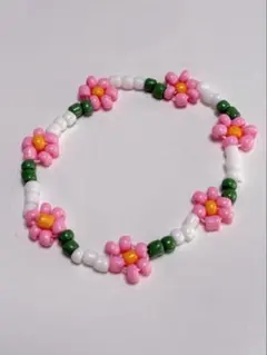 ピンクのお花モチーフ ビーズブレスレット　ハンドメイド