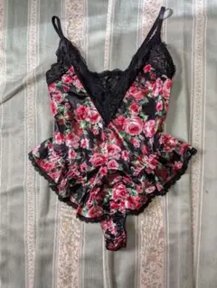 マ*サ様 ME2135 最高級品 フラワープリント フリルボディースーツ L