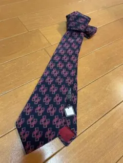 【新品】Christian Dior ネクタイ　幾何学模様　ディオール　タグ付き