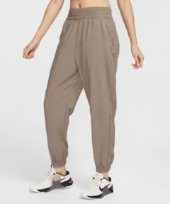 NIKEナイキワン ウィメンズ Dri-FIT ハイウエスト 7/8 ジョガー