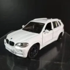 siku ジク 『 BMW X5 4.8i 』 (白色)のサムネイル