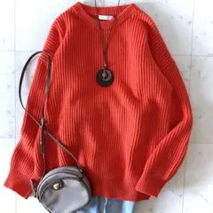 オレンジ ニット