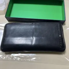 黒レザー長財布 2つのジッパー付き