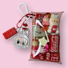 コカ・コーラ ラブブ ガチャガチャ じゃらじゃらキーホルダー charu♡