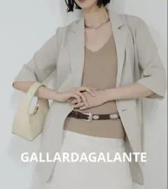 【美品】GALLARDAGALANTE ハーフスリーブジャケット　ベージュのサムネイル
