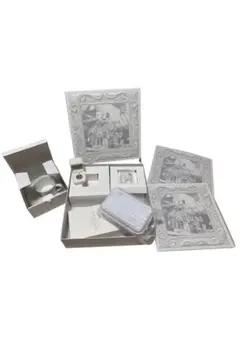 ミセス　ホワイトラウンジ