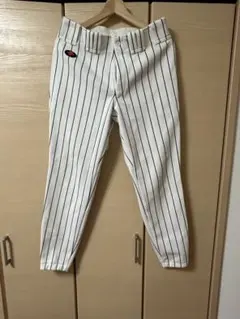 【美品】ユニフォームロングパンツ ストライプ　デサント Lサイズのサムネイル