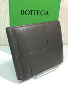 Item thumbnail for item edfcca42-4b7b-4b92-8d02-ddfd7019a977