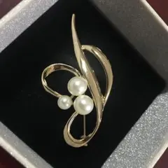 ゴールド　パールブローチ♡ 入園式、入学式、卒園式、卒業式、結婚式